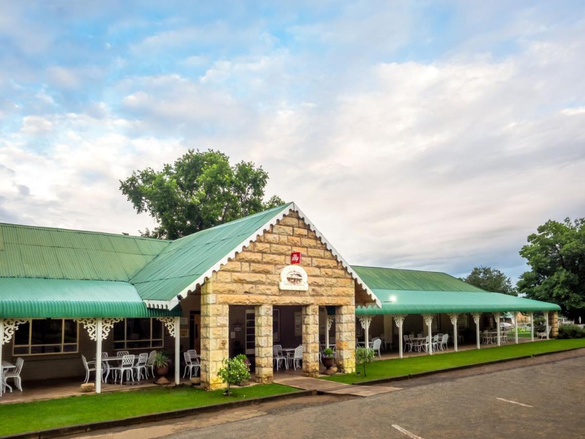 Fouriesburg Country Inn Bagian luar foto